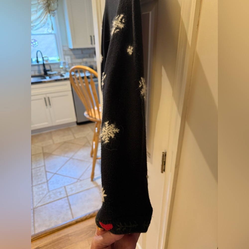 Quacker Factory Black Snowman Cardigan - Picture 4 of 6